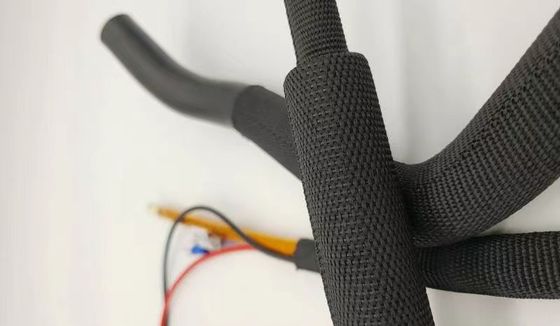 สายใย PET Monofilament ที่หดตัวด้วยความร้อน สายใยที่หลากหลายและทนต่อสารเคมีสําหรับอุตสาหกรรม